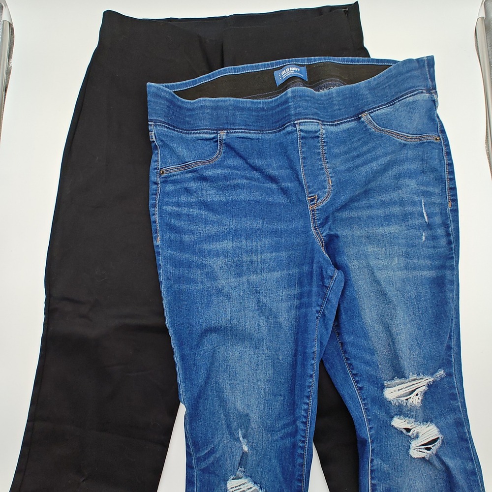 Old Navy Lot 2 Women's 16 Black Work/Dress Pants & Rockstar Distressed Jeans